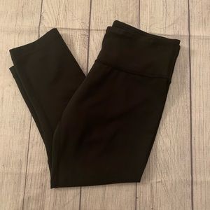 Lululemon capri black leggings size 4